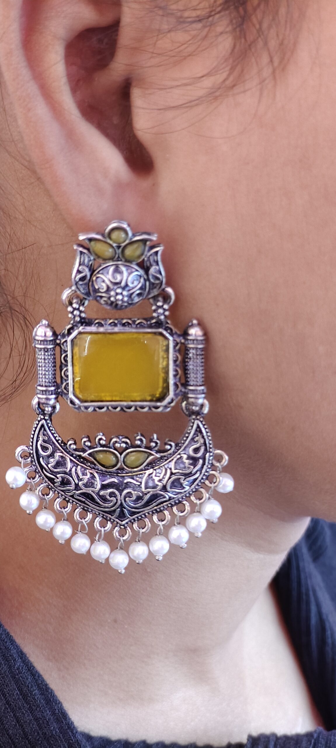 Antique Oxidised Yellow Stone Earring - Image 2